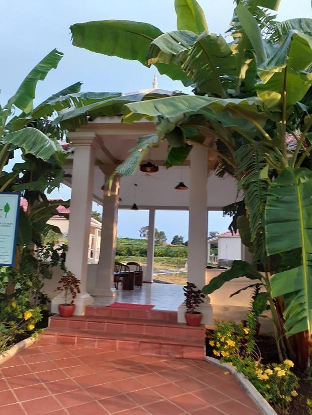 Koh Ker Hotel And Restaurant Phumi Moreal Exterior foto